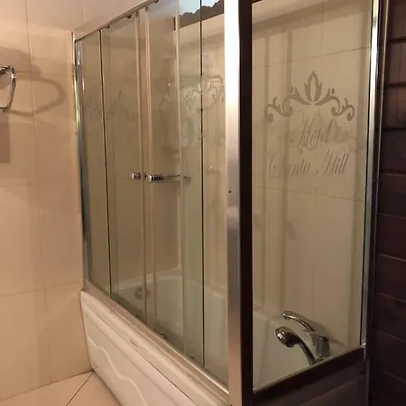 No:4 Suites Hotel